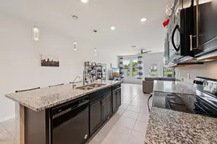 2808 Troubadour St, Palm Springs, FL 33406 - Photo 5