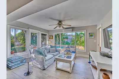 301 NW 3rd Court, Boca Raton, FL 33432 - Photo 23