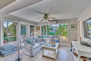 301 NW 3rd Ct, Boca Raton, FL 33432 - Photo 23