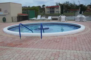 132 Lake Dora Dr, West Palm Beach, FL 33411 - Photo 23