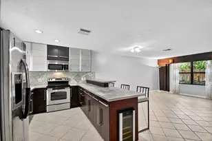 326 W Pine St, Lantana, FL 33462 - Photo 7