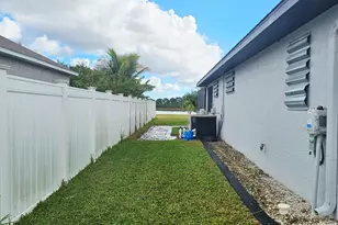 2161 SW Imperial St, Port Saint Lucie, FL 34987 - Photo 35