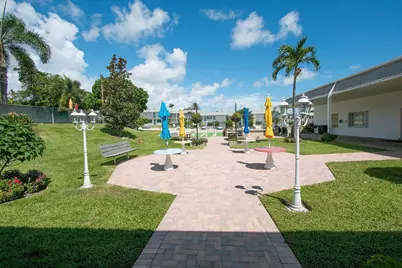 3362 Cynthia Lane, Unit #203, Lake Worth Beach, FL 33461 - Photo 21