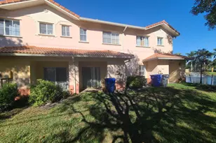 102 S Santa Catalina Cir, North Lauderdale, FL 33068 - Photo 5