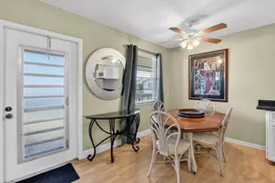 326 Farnham P, Deerfield Beach, FL 33442 - Photo 5