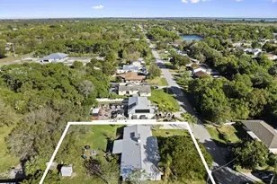 5201 Seagrape Dr, Fort Pierce, FL 34982 - Photo 49