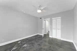 470 NW 20th St, Boca Raton, FL 33431 - Photo 13