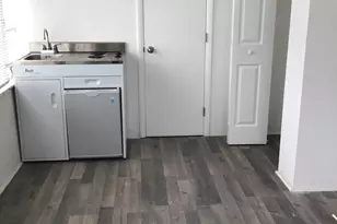 2886 Croton Ln, West Palm Beach, FL 33403 - Photo 15