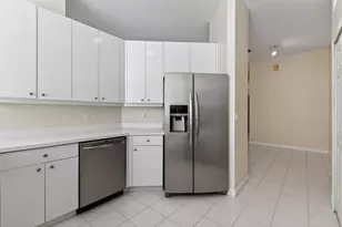 408 SW Horseshoe Bay, Saint Lucie West, FL 34986 - Photo 19