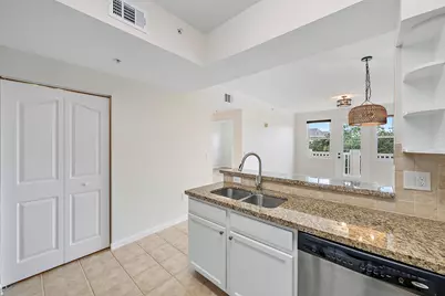 276 Murcia Drive, Unit #311, Jupiter, FL 33458 - Photo 9