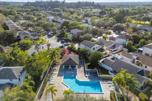 20718 NW 3rd Ct, Pembroke Pines, FL 33029 - Photo 35