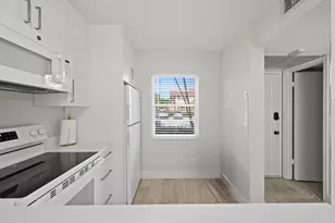 3648 N University Dr, Coral Springs, FL 33065 - Photo 9