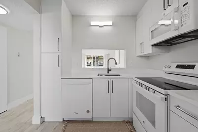 3648 N University Drive #Building 3, Coral Springs, FL 33065 - Photo 7