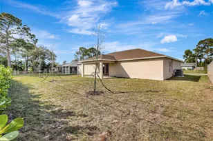 5832 NW Coosa Dr, Port Saint Lucie, FL 34986 - Photo 5