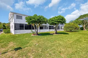 398 Sheffield Q, West Palm Beach, FL 33417 - Photo 31