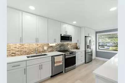 36 Eastgate Drive, Unit #H, Boynton Beach, FL 33436 - Photo 13