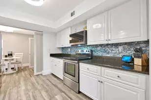 6630 Villa Sonrisa Dr, Boca Raton, FL 33433 - Photo 7