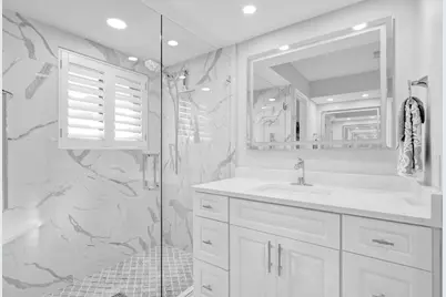 4 Lexington Lane E, Unit #G, Palm Beach Gardens, FL 33418 - Photo 17