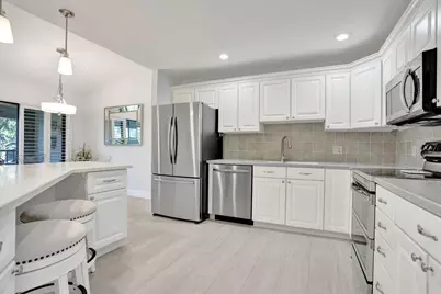 4 Lexington Lane E, Unit #G, Palm Beach Gardens, FL 33418 - Photo 7