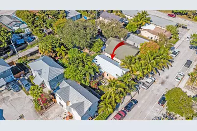 317 N D Street E, Lake Worth Beach, FL 33460 - Photo 3