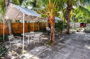 317 N D Street E, Lake Worth Beach, FL 33460 - Photo 5