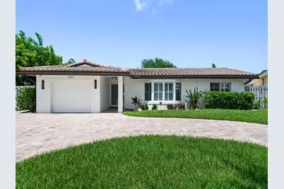 2401 NE 45th Street, Lighthouse Point, FL 33064 - Photo 1