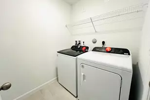 418 Salisbury Cir, Fort Pierce, FL 34982 - Photo 11