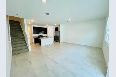 418 Salisbury Circle, Fort Pierce, FL 34982 - Photo 5