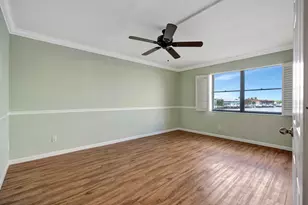 313 Lake Cir, North Palm Beach, FL 33408 - Photo 13
