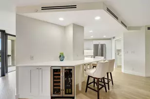 1900 Consulate Pl, West Palm Beach, FL 33401 - Photo 15