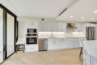 1900 Consulate Place, Unit #206, West Palm Beach, FL 33401 - Photo 17