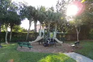 4452 Lake Tahoe Cir, West Palm Beach, FL 33409 - Photo 17