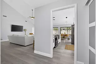 2900 Eagle Ln, West Palm Beach, FL 33409 - Photo 19