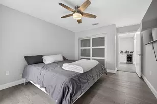 2900 Eagle Ln, West Palm Beach, FL 33409 - Photo 47