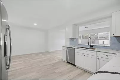 5311 Woodland Drive, Delray Beach, FL 33484 - Photo 9