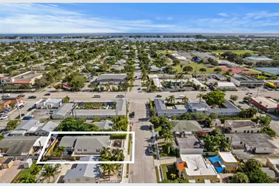 415 Maddock Street, West Palm Beach, FL 33405 - Photo 35