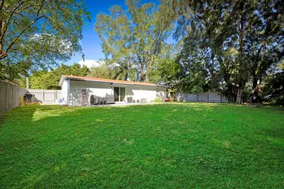 1800 NW 14th Avenue, Fort Lauderdale, FL 33311 - Photo 17