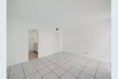 4800 Bayview Drive, Unit #606, Fort Lauderdale, FL 33308 - Photo 11