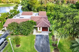 21720 Arriba Real, Boca Raton, FL 33433 - Photo 5