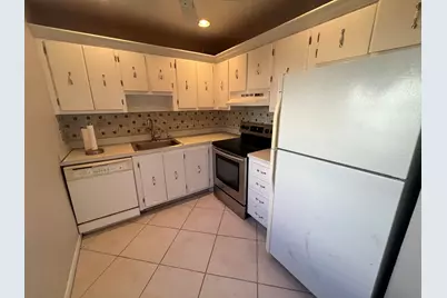 78 Normandy B, Delray Beach, FL 33484 - Photo 13