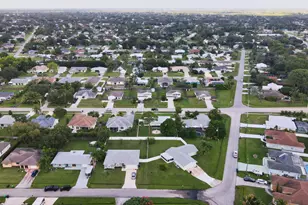 772 SE Thornhill Dr, Port Saint Lucie, FL 34983 - Photo 27