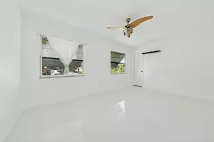 2009 SE Hideaway Cir, Port Saint Lucie, FL 34952 - Photo 13