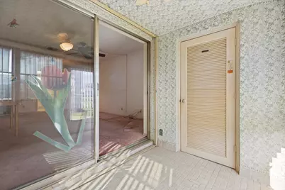 2758 Emory Drive E, Unit #E, West Palm Beach, FL 33415 - Photo 13