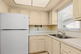 2758 Emory Dr E Unit, West Palm Beach, FL 33415 - Photo 7