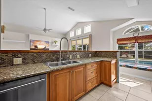 184 SW Hide Pl, Port Saint Lucie, FL 34953 - Photo 15