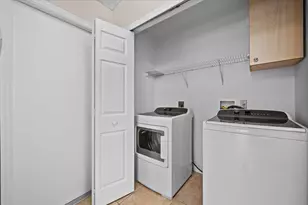 184 SW Hide Pl, Port Saint Lucie, FL 34953 - Photo 25