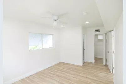 924 NW 11th Court, Fort Lauderdale, FL 33311 - Photo 9