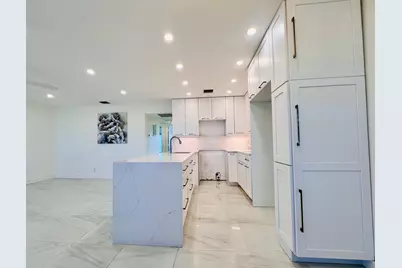 204 Bedford H, West Palm Beach, FL 33417 - Photo 3