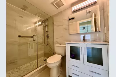 204 Bedford H, West Palm Beach, FL 33417 - Photo 7