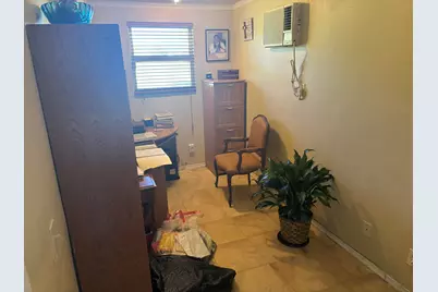 2542 S Canterbury Drive, Riviera Beach, FL 33407 - Photo 15
